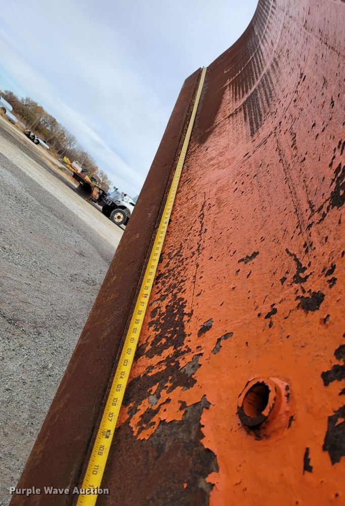 image for item DM8095 2013 International WorkStar 7400  dump truck