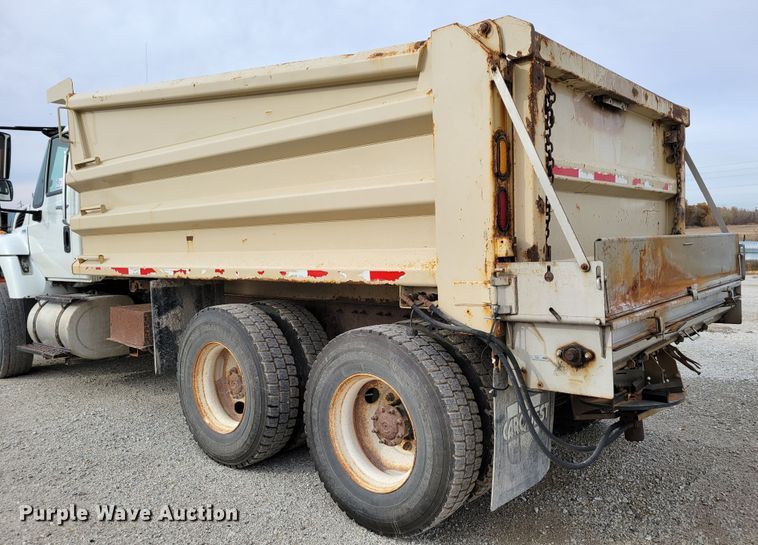 image for item DM8095 2013 International WorkStar 7400  dump truck