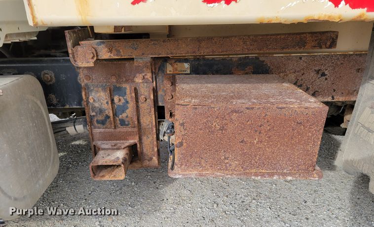 image for item DM8095 2013 International WorkStar 7400  dump truck