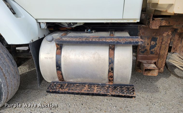 image for item DM8095 2013 International WorkStar 7400  dump truck