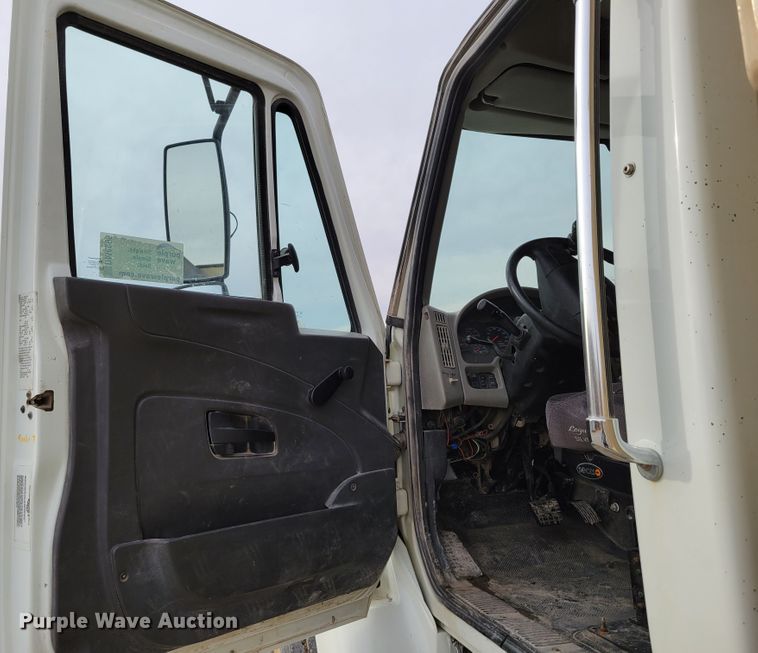 image for item DM8095 2013 International WorkStar 7400  dump truck