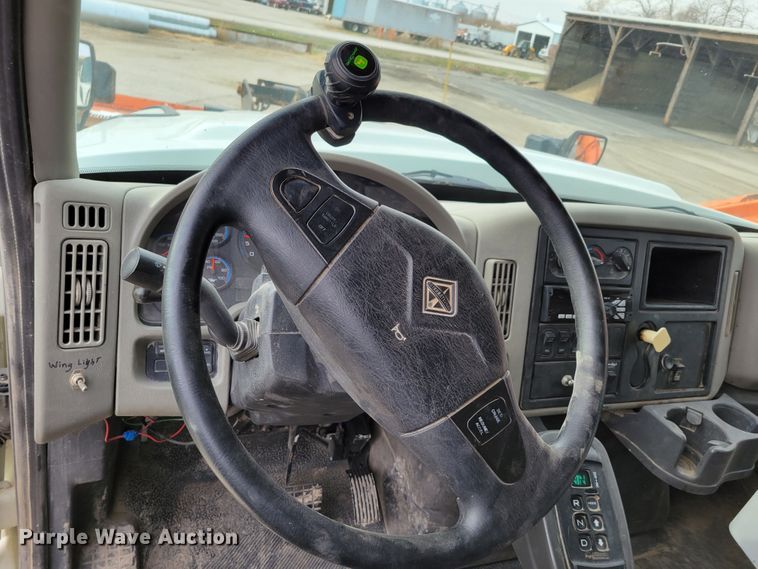 image for item DM8095 2013 International WorkStar 7400  dump truck