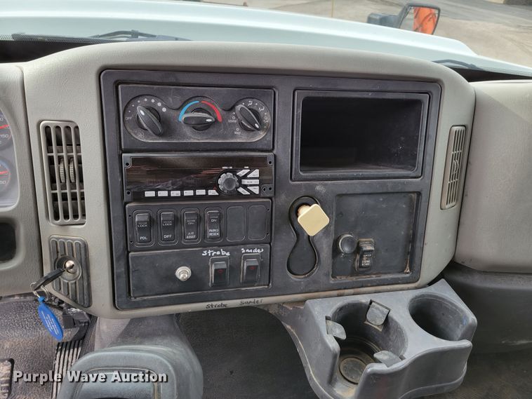 image for item DM8095 2013 International WorkStar 7400  dump truck