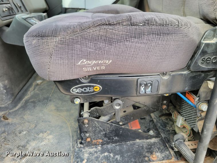 image for item DM8095 2013 International WorkStar 7400  dump truck