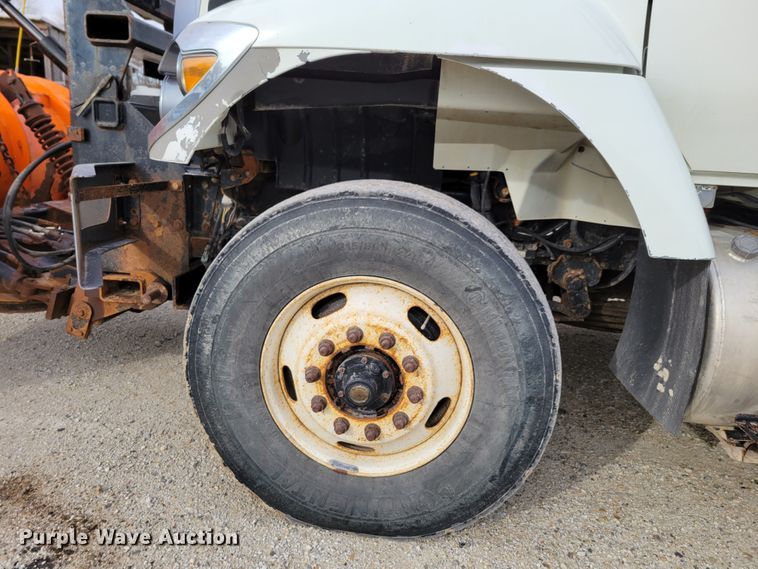 image for item DM8095 2013 International WorkStar 7400  dump truck