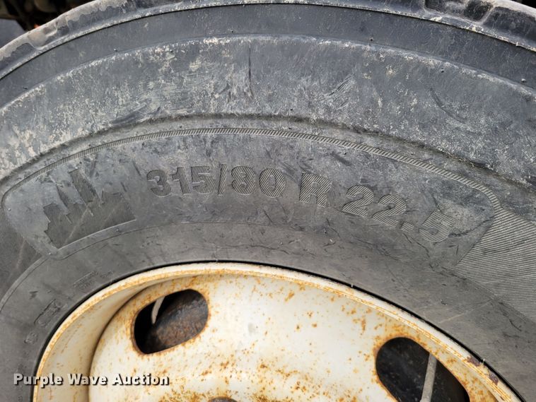 image for item DM8095 2013 International WorkStar 7400  dump truck