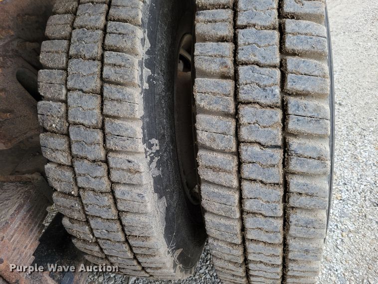 image for item DM8095 2013 International WorkStar 7400  dump truck