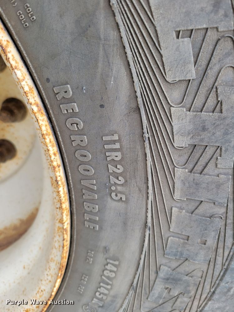 image for item DM8095 2013 International WorkStar 7400  dump truck