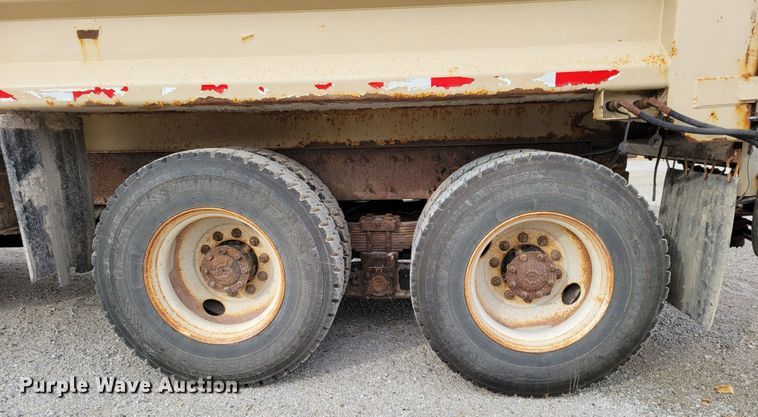 image for item DM8095 2013 International WorkStar 7400  dump truck