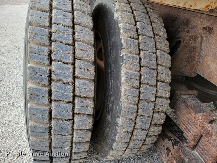 image for item DM8095 2013 International WorkStar 7400  dump truck