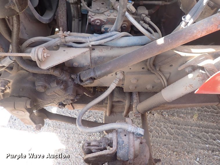 image for item DQ3004 1997 International 4900  dump truck