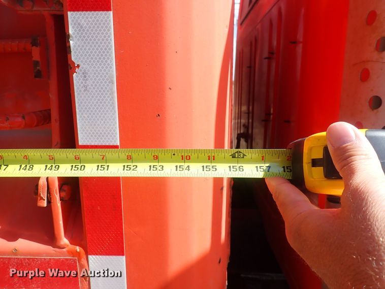 image for item DQ3004 1997 International 4900  dump truck