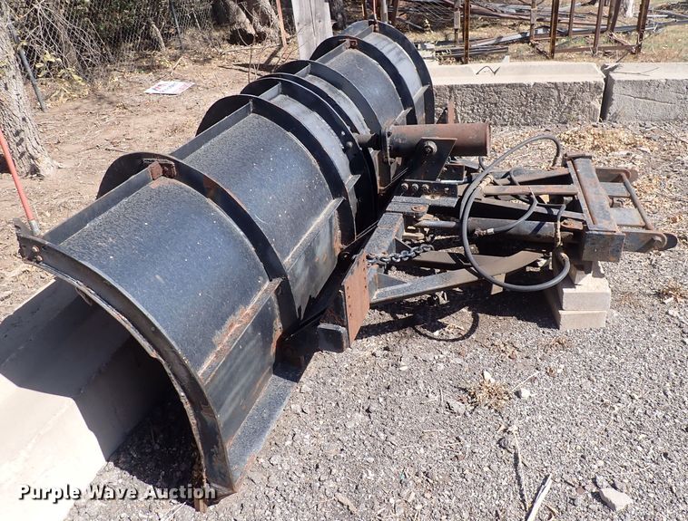 image for item DQ3004 1997 International 4900  dump truck