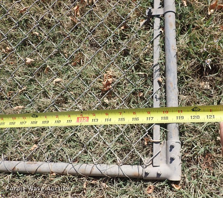 image for item DQ3005 (9) chain link fence sections