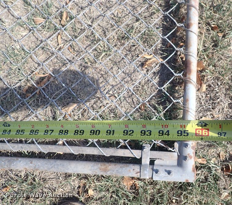 image for item DQ3005 (9) chain link fence sections