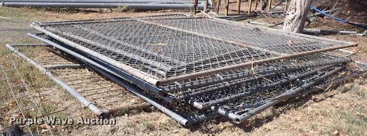 image for item DQ3005 (9) chain link fence sections