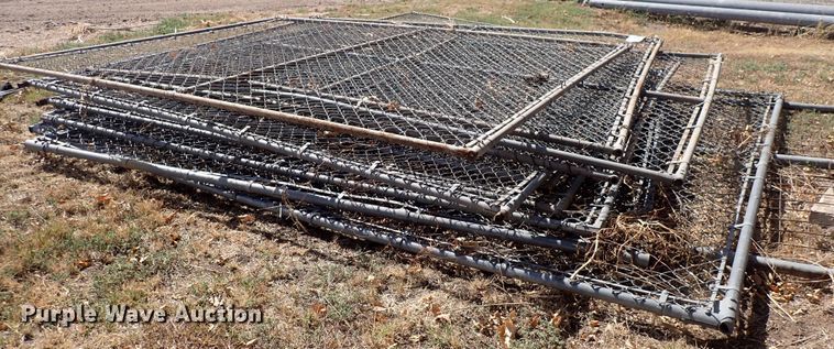image for item DQ3005 (9) chain link fence sections