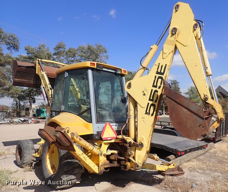 image for item DQ3006 New Holland 555E  backhoe