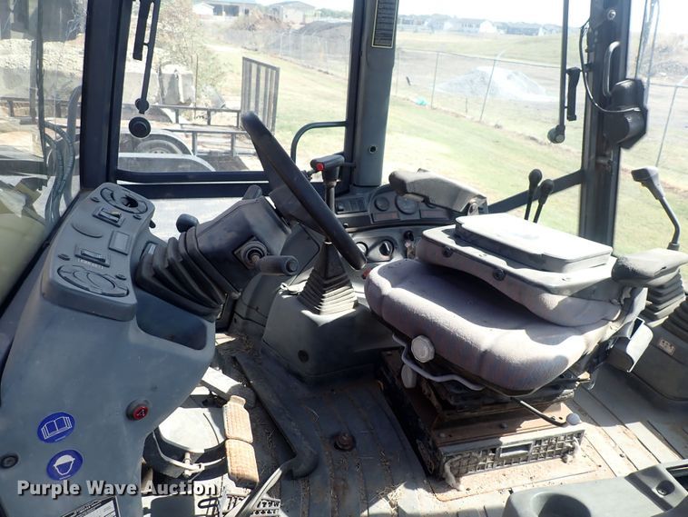 image for item DQ3006 New Holland 555E  backhoe