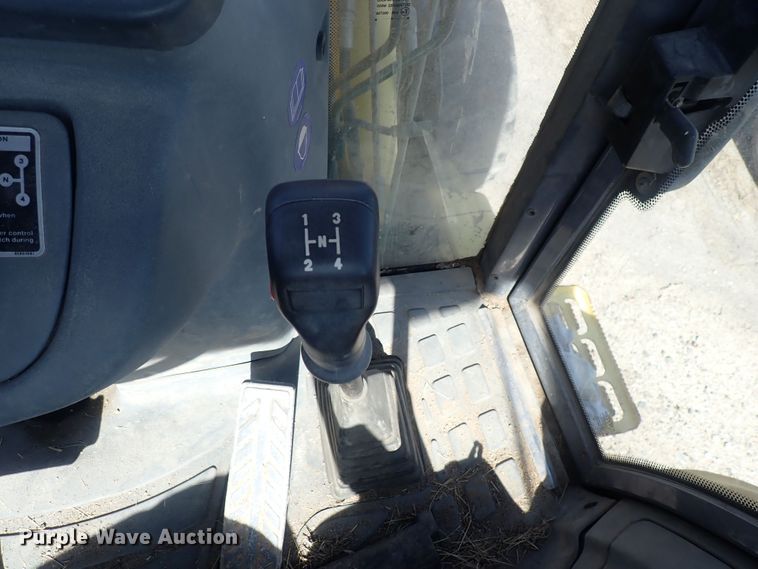 image for item DQ3006 New Holland 555E  backhoe