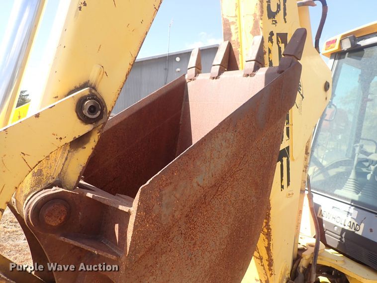 image for item DQ3006 New Holland 555E  backhoe