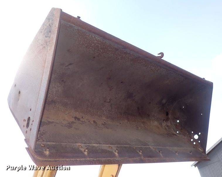 image for item DQ3006 New Holland 555E  backhoe