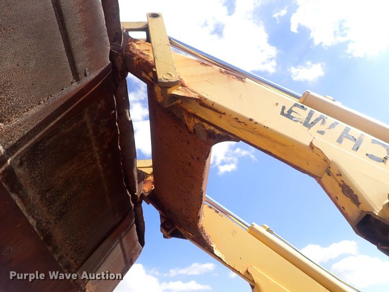 image for item DQ3006 New Holland 555E  backhoe