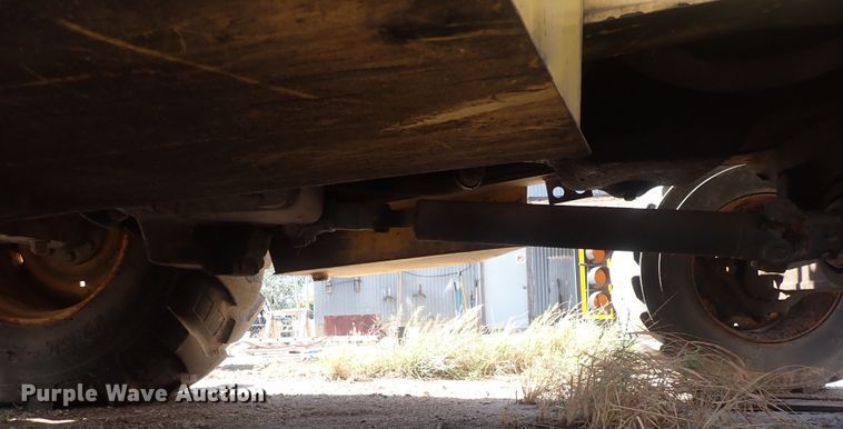 image for item DQ3006 New Holland 555E  backhoe