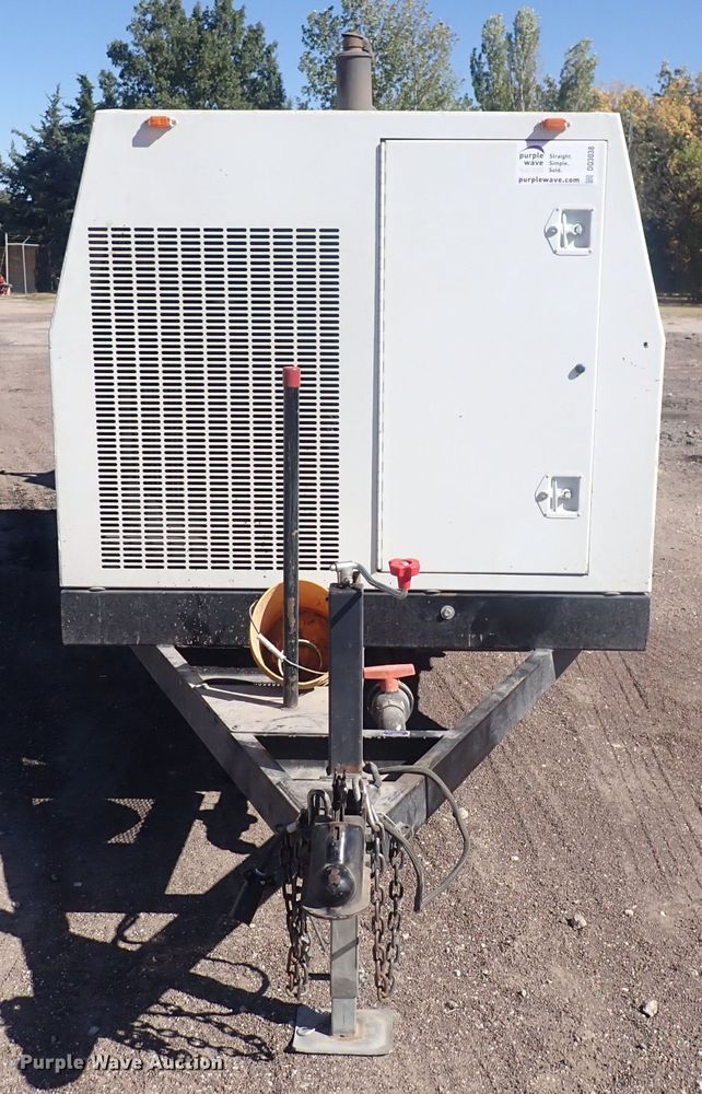 image for item DQ3038 2003 Sewer Equip. Co. of America 747-SP2000  sewer jetter trailer