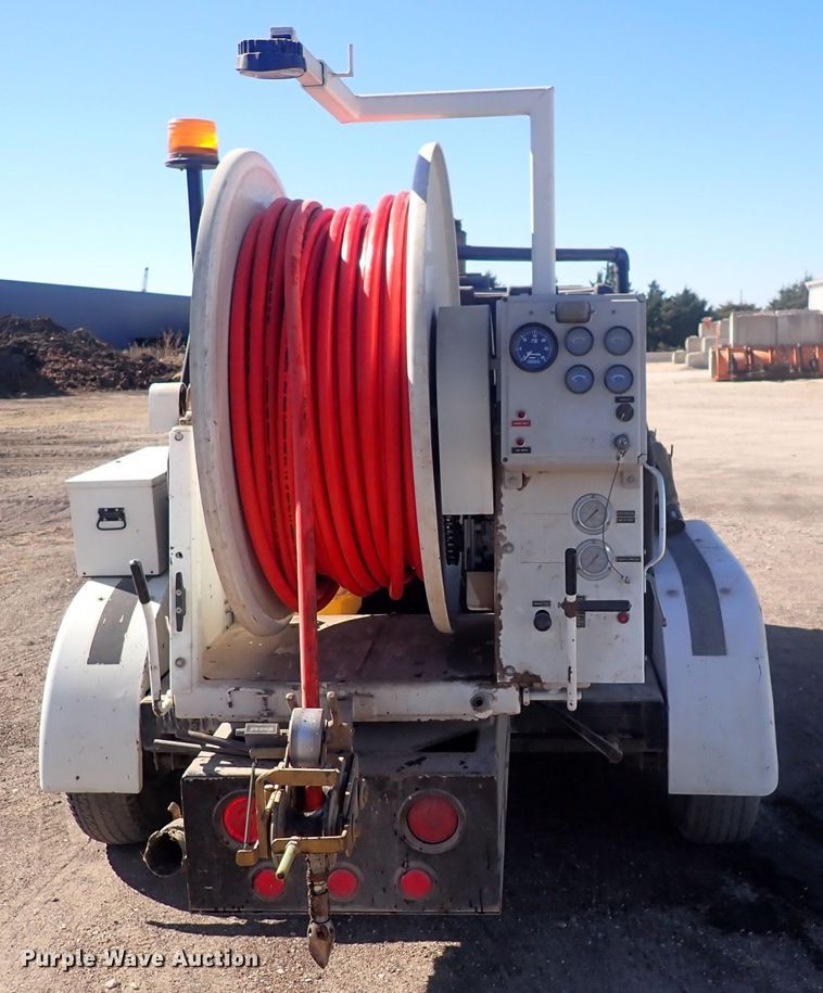 image for item DQ3038 2003 Sewer Equip. Co. of America 747-SP2000  sewer jetter trailer