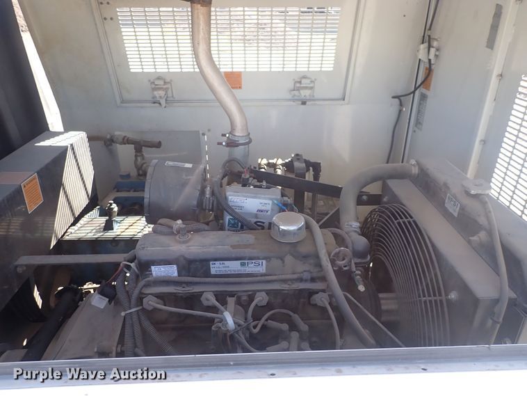 image for item DQ3038 2003 Sewer Equip. Co. of America 747-SP2000  sewer jetter trailer