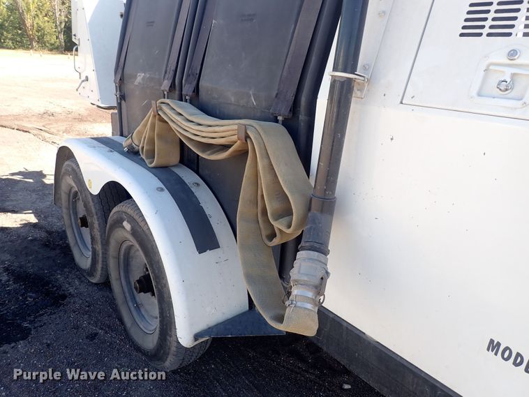 image for item DQ3038 2003 Sewer Equip. Co. of America 747-SP2000  sewer jetter trailer