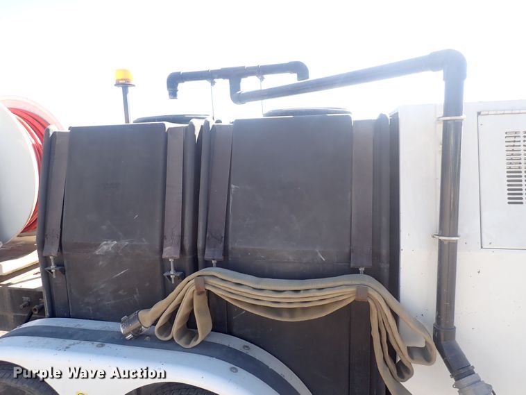 image for item DQ3038 2003 Sewer Equip. Co. of America 747-SP2000  sewer jetter trailer