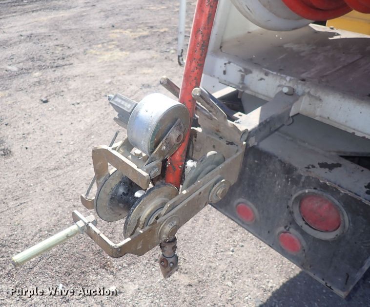 image for item DQ3038 2003 Sewer Equip. Co. of America 747-SP2000  sewer jetter trailer