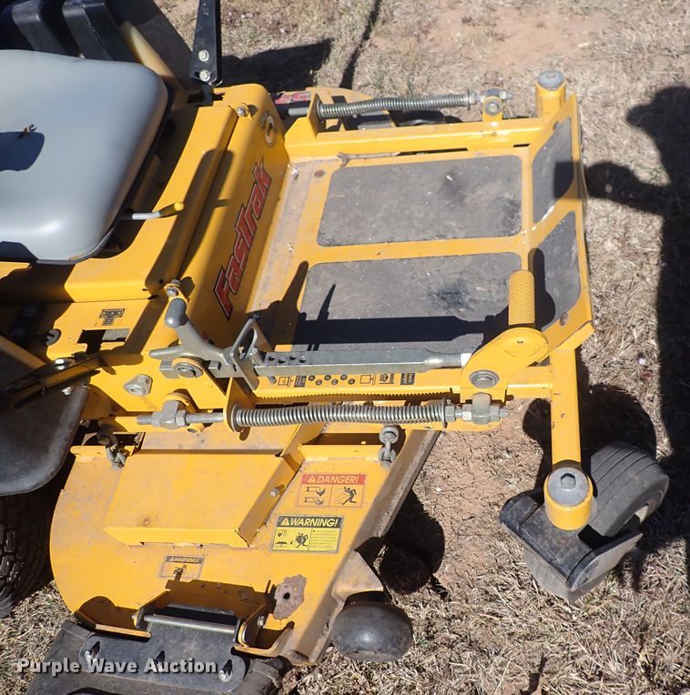 image for item DQ3049 Hustler FastTrak 928291  ZTR lawn mower