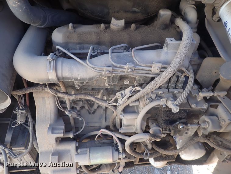 image for item DQ3050 2001 Bobcat 753  skid steer loader