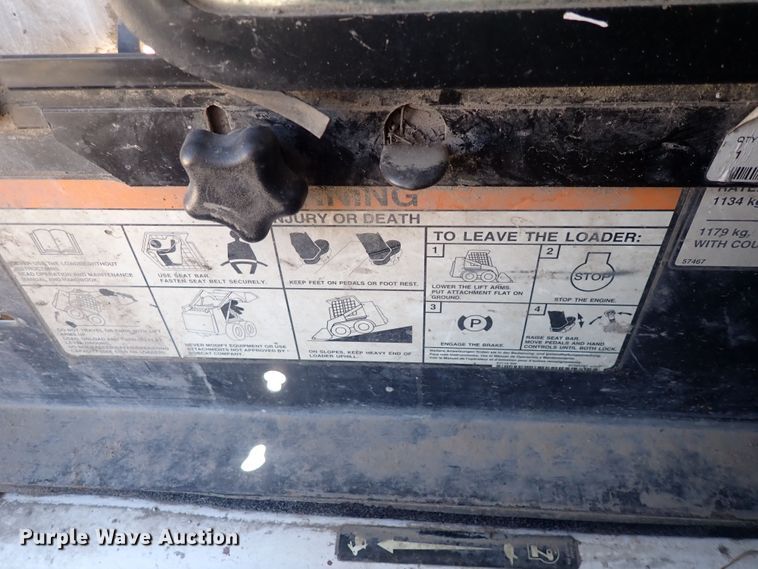 image for item DQ3052 2008 Bobcat S250  skid steer loader