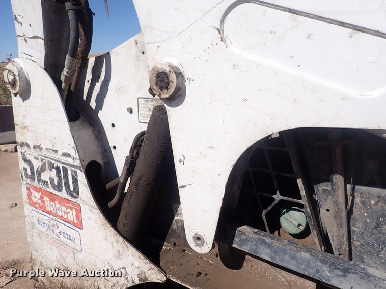 image for item DQ3052 2008 Bobcat S250  skid steer loader