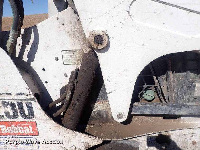 image for item DQ3052 2008 Bobcat S250  skid steer loader