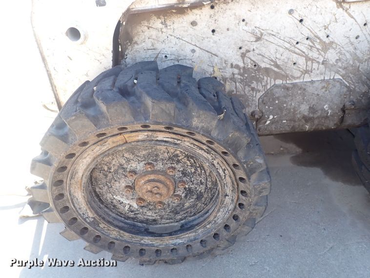 image for item DQ3052 2008 Bobcat S250  skid steer loader