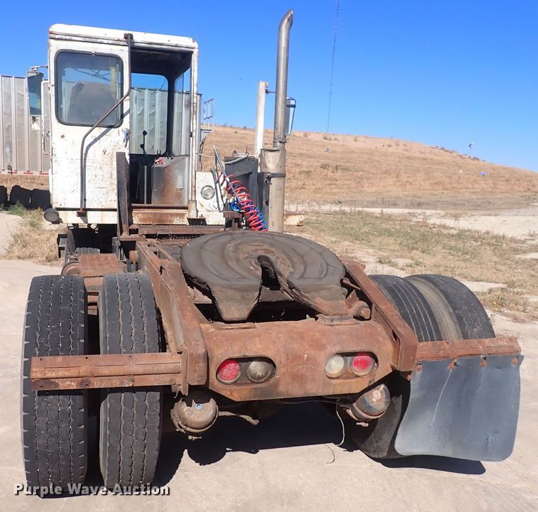 image for item DQ3053 1990 Capacity  yard truck