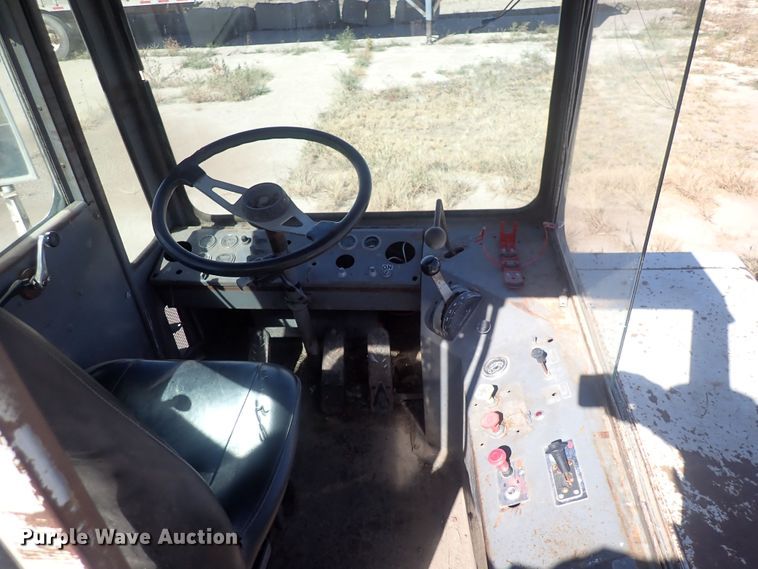 image for item DQ3053 1990 Capacity  yard truck