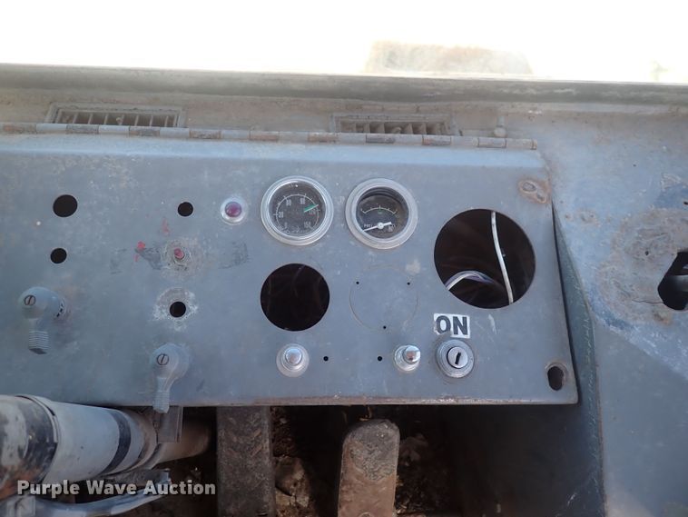 image for item DQ3053 1990 Capacity  yard truck