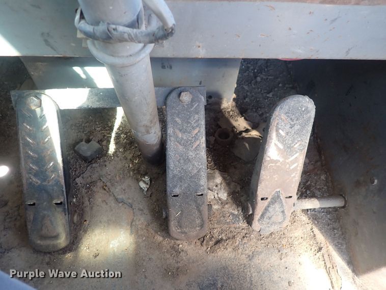 image for item DQ3053 1990 Capacity  yard truck