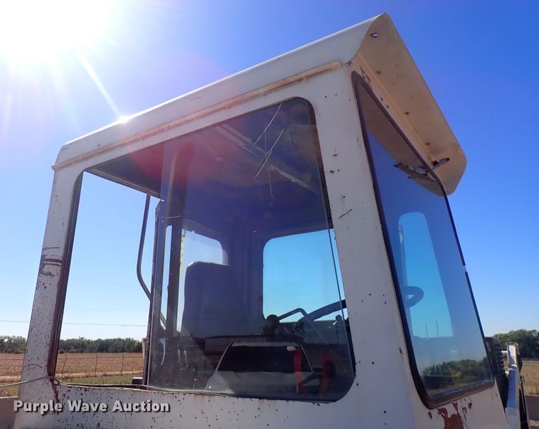 image for item DQ3053 1990 Capacity  yard truck