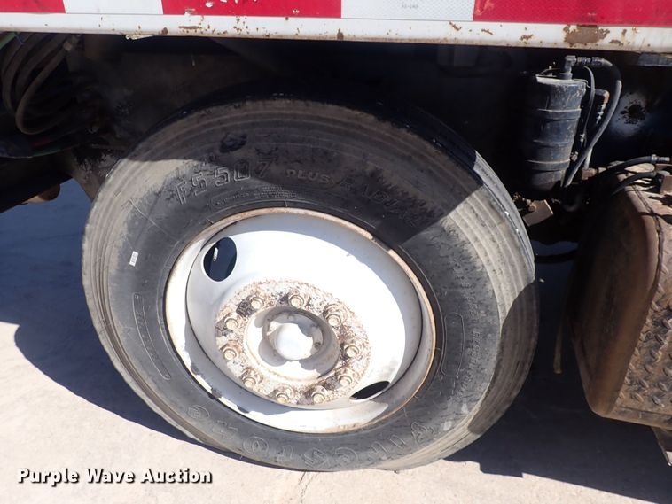 image for item DQ3053 1990 Capacity  yard truck