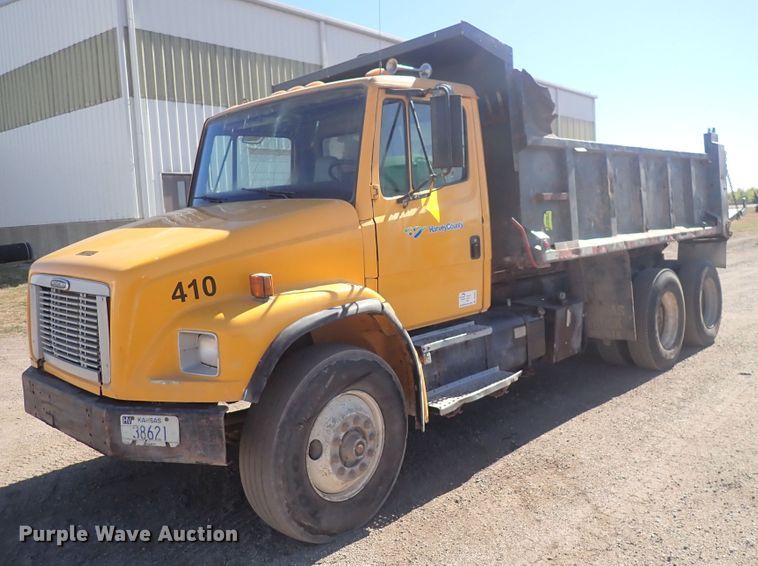 image for item DQ3055 1999 Freightliner FL80  dump truck