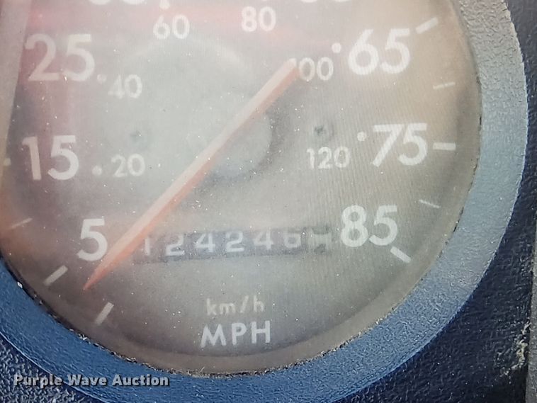 image for item DQ3055 1999 Freightliner FL80  dump truck