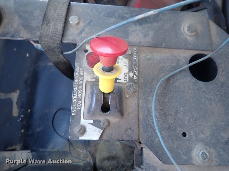 image for item DQ3055 1999 Freightliner FL80  dump truck