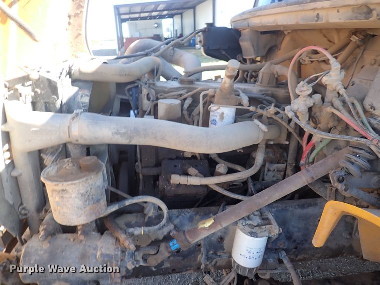 image for item DQ3055 1999 Freightliner FL80  dump truck